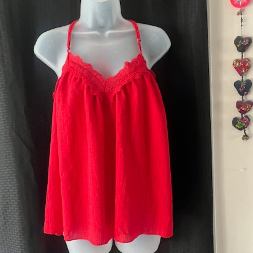 Pretty Red Top